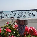 De Charme En Duplex Face Au Port De