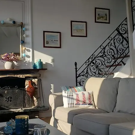 Appartementde Charme En Duplex Face Au Port De * Barfleur