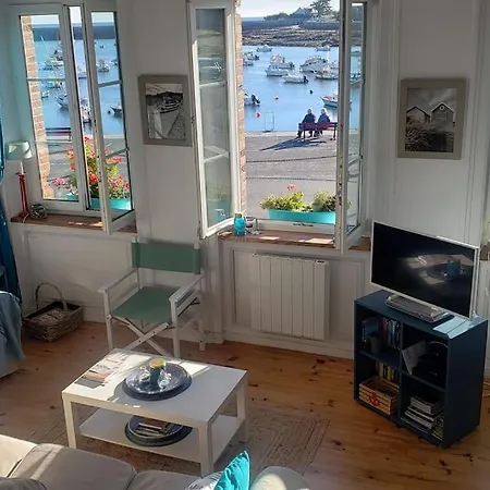 Apartment Appartementde Charme En Duplex Face Au Port De Barfleur