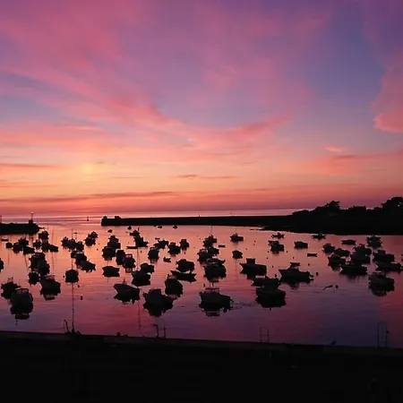 De Charme En Duplex Face Au Port De Barfleur