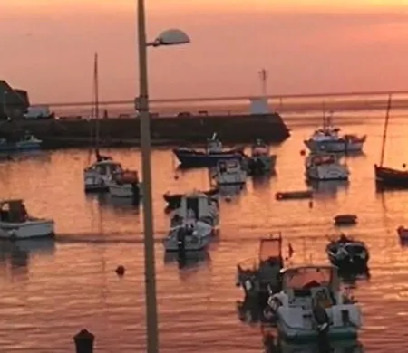 Lägenhet De Charme En Duplex Face Au Port De