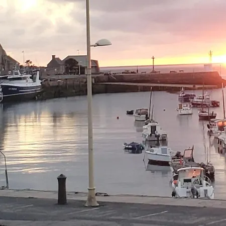 Appartementde Charme En Duplex Face Au Port De Barfleur