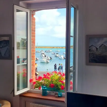 Lägenhet De Charme En Duplex Face Au Port De Barfleur