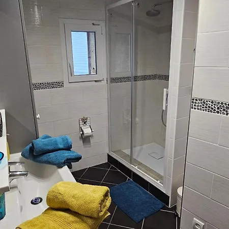 De Charme En Duplex Face Au Port De Lägenhet *