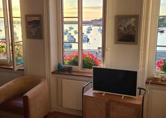 Appartementde Charme En Duplex Face Au Port De 아파트 바르플뢰르