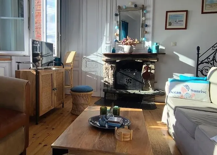 Appartementde Charme En Duplex Face Au Port De * Barfleur