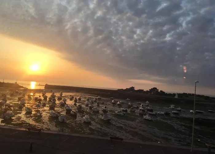 Appartementde Charme En Duplex Face Au Port De * Barfleur